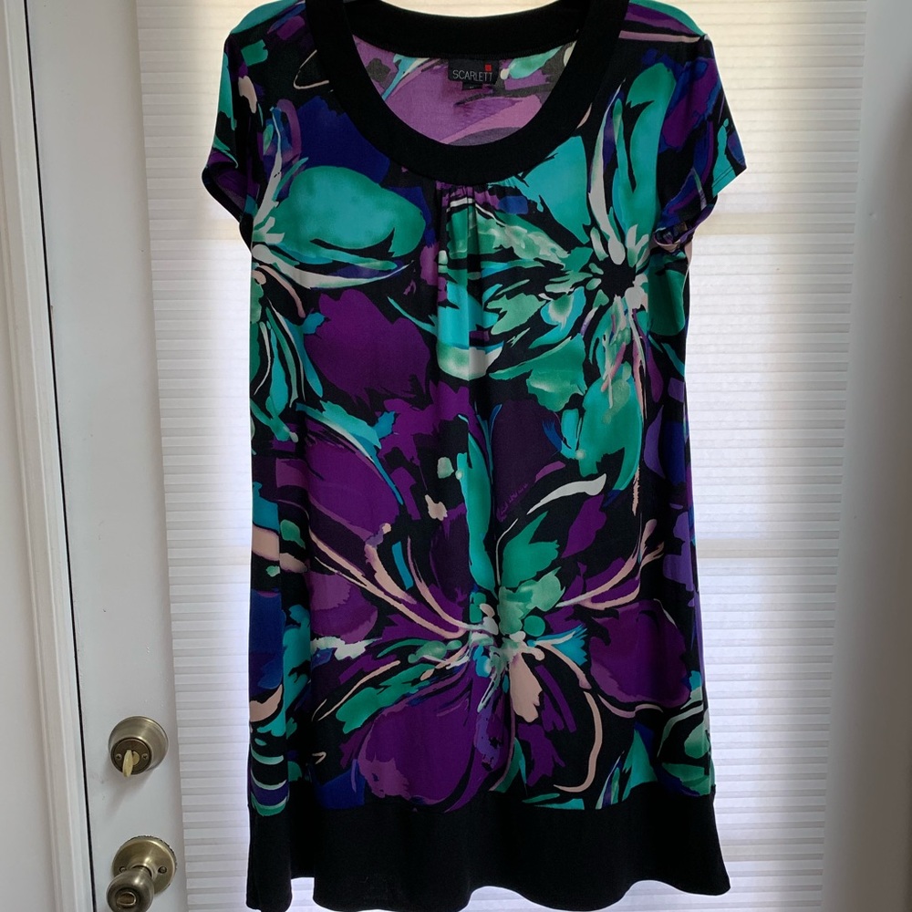 Women’s Scarlett dress size 12